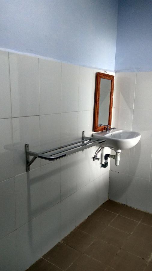 לבואן באג'ו Mawar Hotel מראה חיצוני תמונה