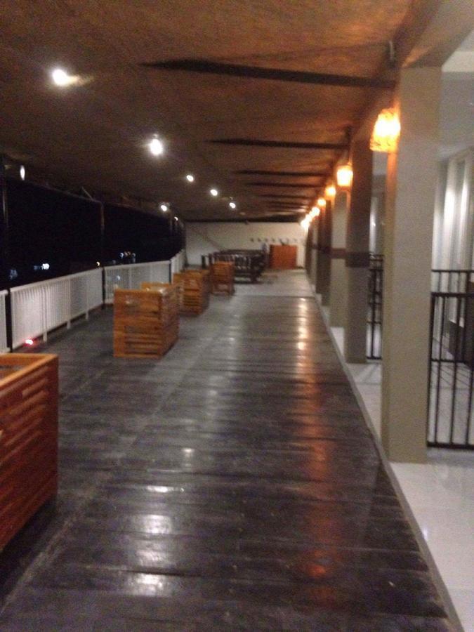 לבואן באג'ו Mawar Hotel מראה חיצוני תמונה